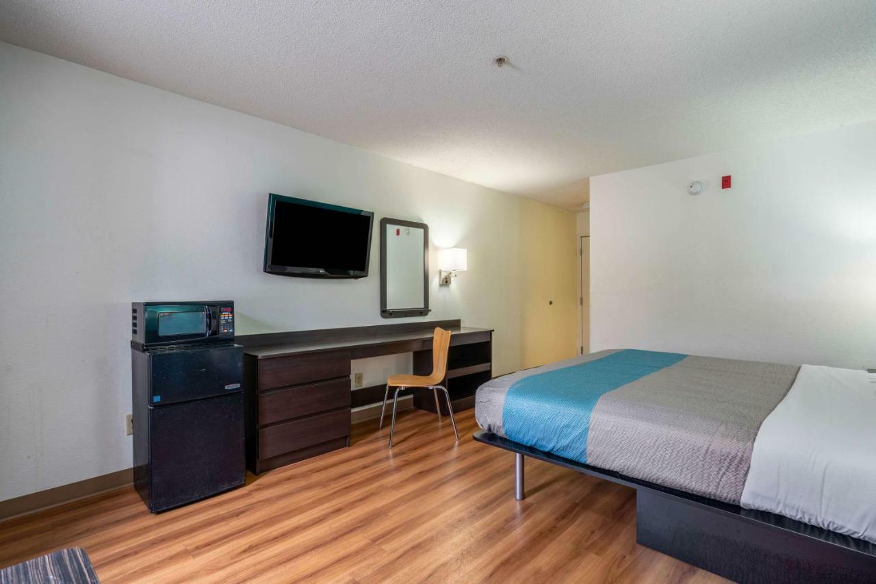 Motel 6-Rocky Mount, Nc Bagian luar foto